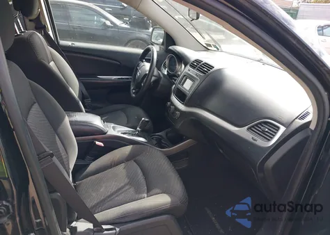 2016 Dodge Journey Sxt z USA, uszkodzony, nr VIN 3C4PDCBG4GT224917